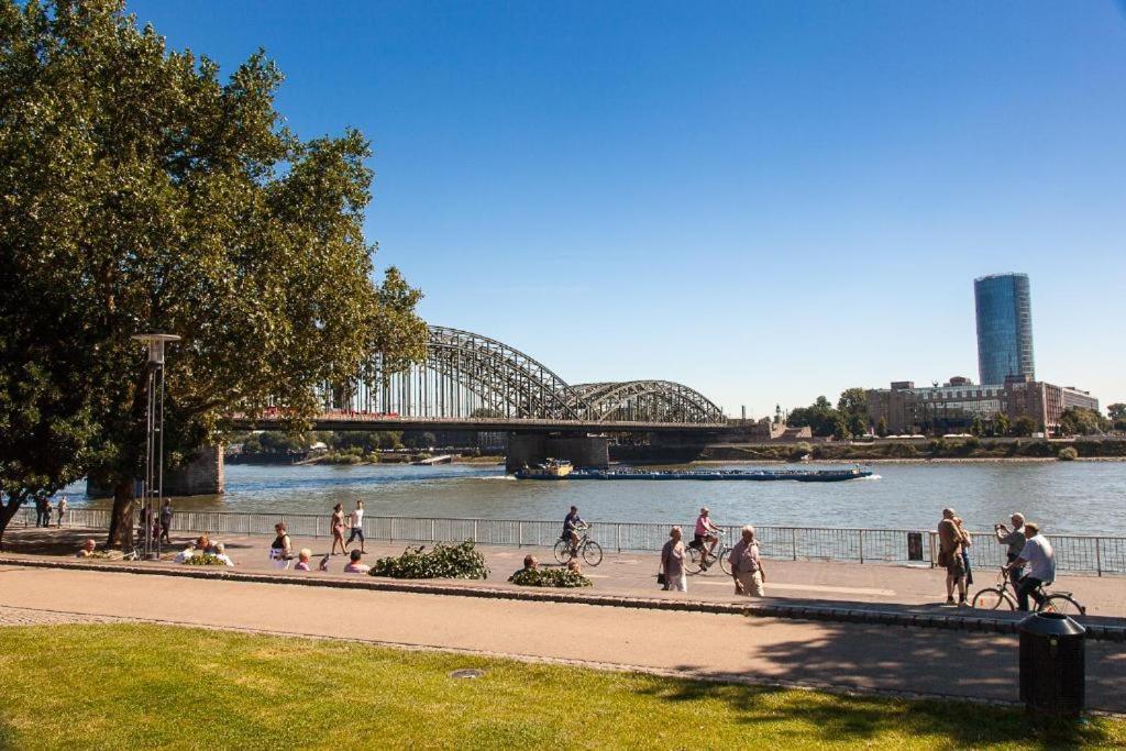 Apartments Am Rheingarten Köln Dış mekan fotoğraf